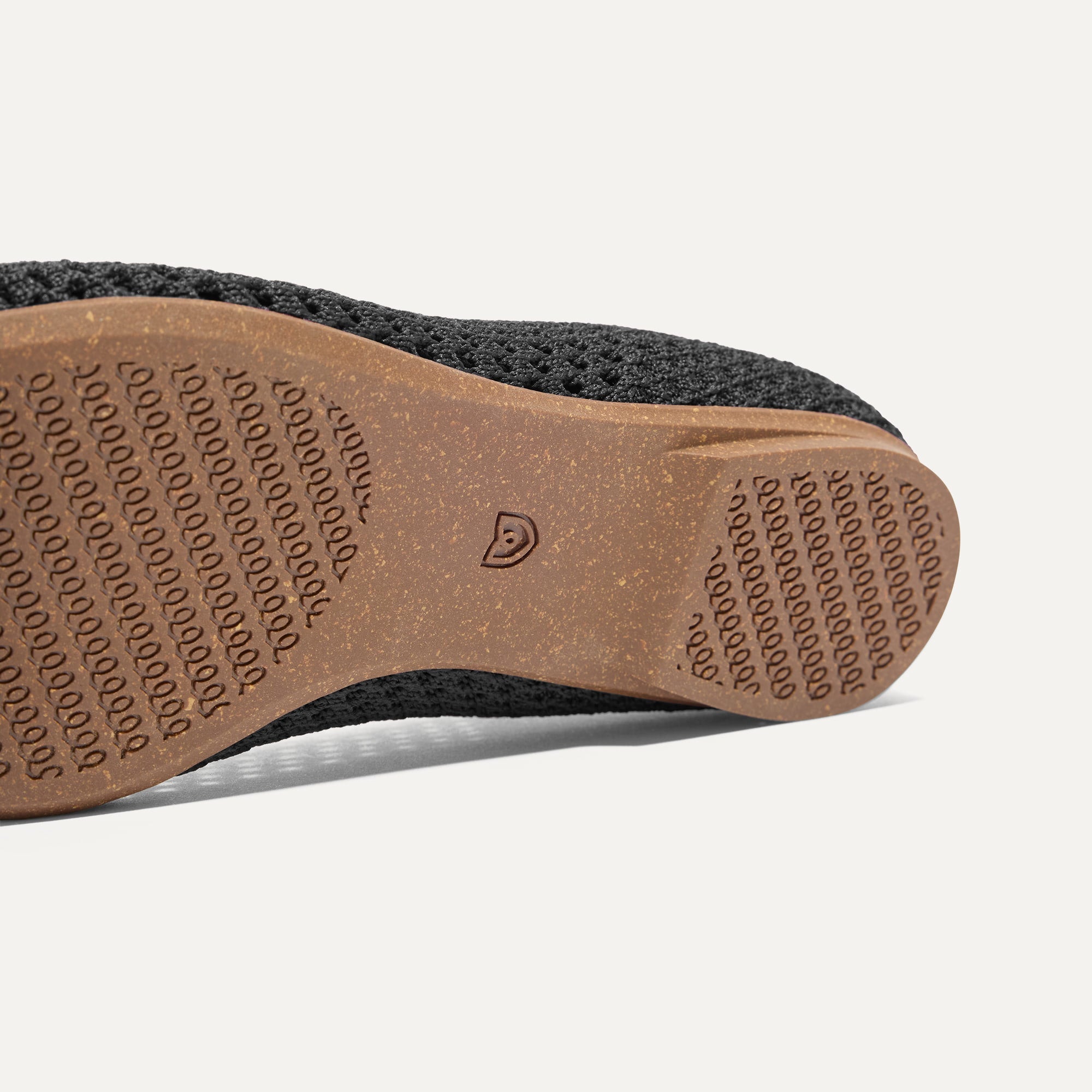 The Max Square - Black Mesh - Image 7