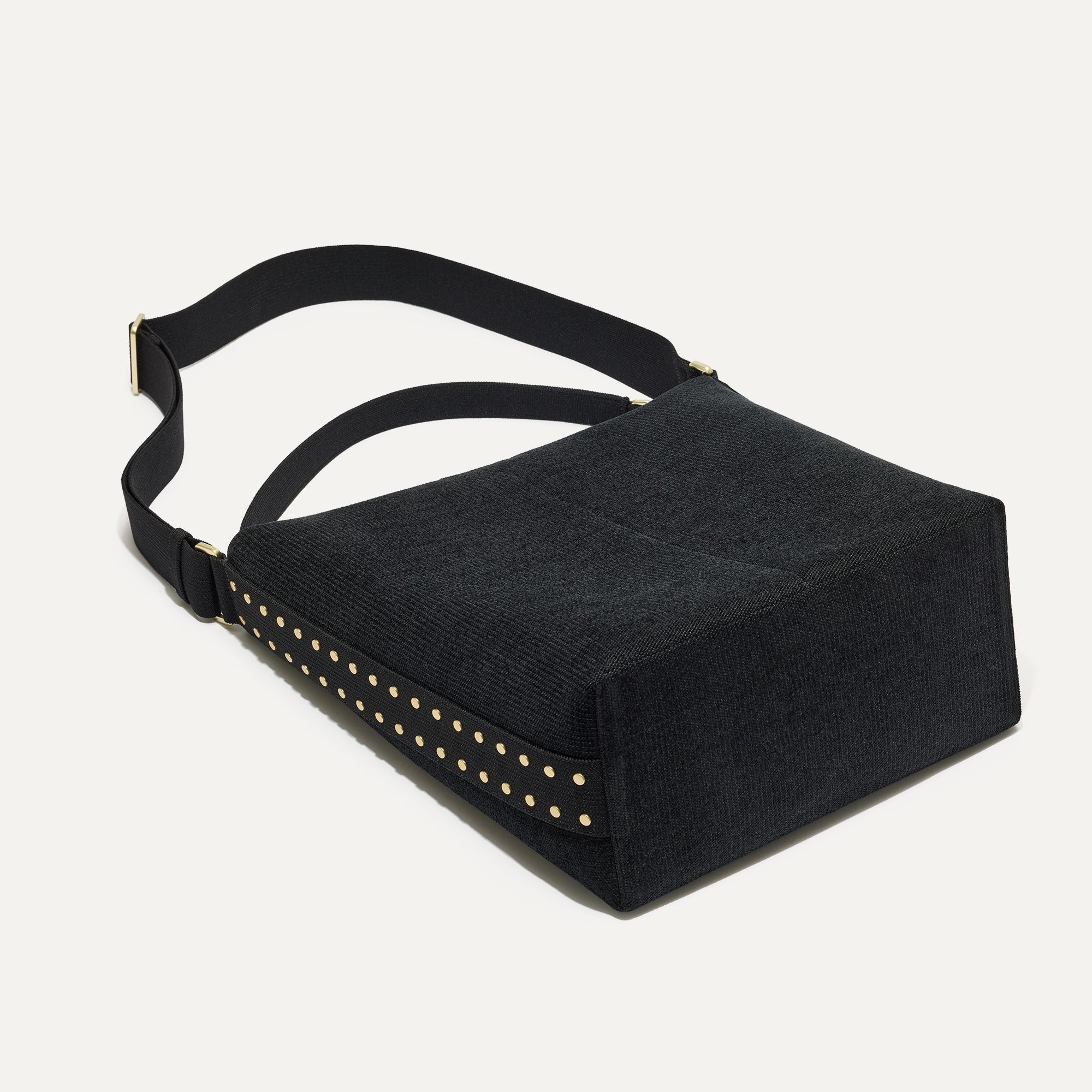 The ReVelvet? Bucket Bag - ReVelvet? Black - Image 6